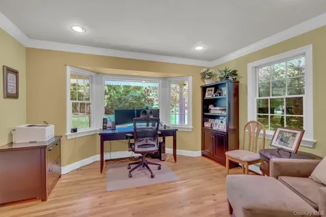 15 Stillwater Road Nissequogue NY 11780