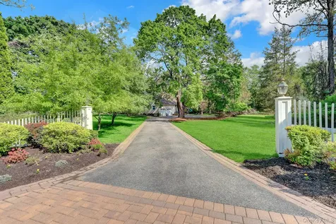 15 Stillwater Road Nissequogue NY 11780
