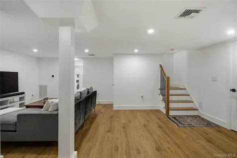 525 3rd Street Mamaroneck NY 10543
