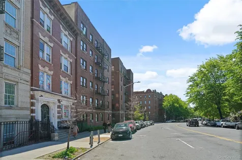 309 Bedford Park Boulevard Bronx NY 10458