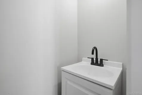 154 Foxhall Avenue Kingston NY 12401