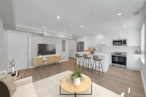 1123 Pleasantville Road Briarcliff Manor NY 10510