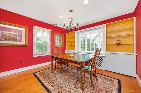 215 Melville Road Farmingdale NY 11735