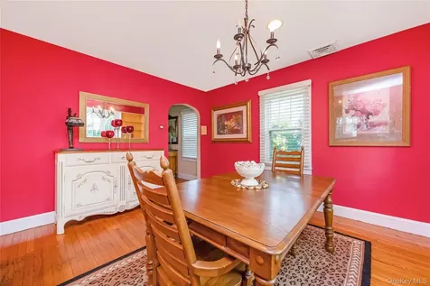 215 Melville Road Farmingdale NY 11735