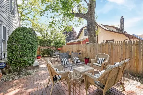 215 Melville Road Farmingdale NY 11735