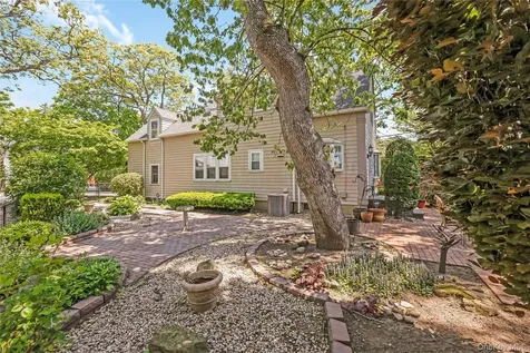 215 Melville Road Farmingdale NY 11735