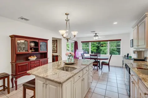 71 Dyke Road Setauket NY 11733