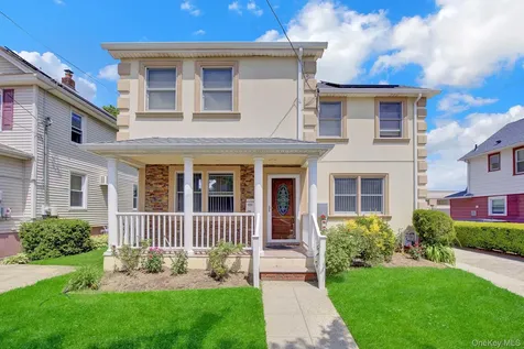 296 Burkhard Avenue Mineola NY 11501
