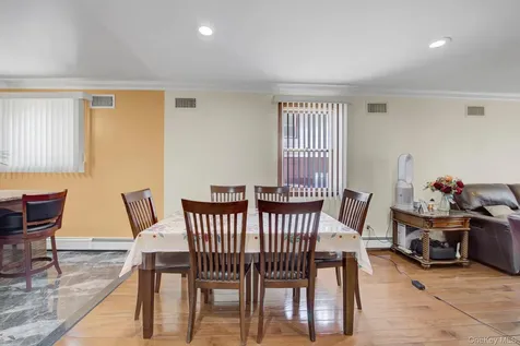 296 Burkhard Avenue Mineola NY 11501