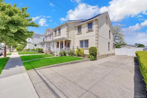 296 Burkhard Avenue Mineola NY 11501