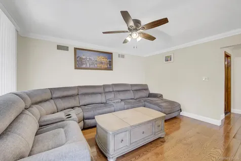 296 Burkhard Avenue Mineola NY 11501