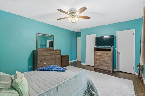 83 Rockledge Road Hartsdale NY 10530