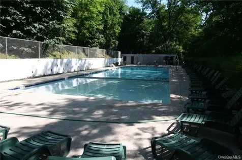 83 Rockledge Road Hartsdale NY 10530