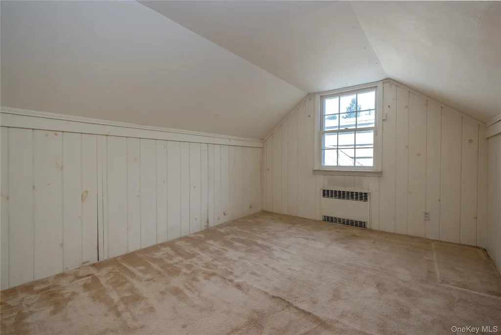 11 Wheeler Place E West Nyack NY 10994