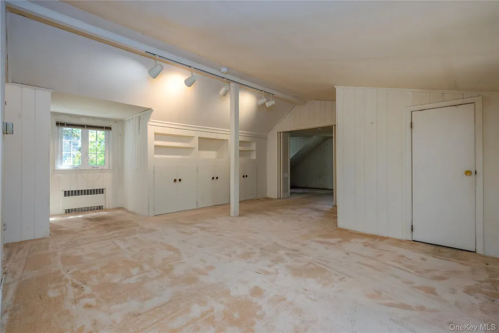 11 Wheeler Place E West Nyack NY 10994