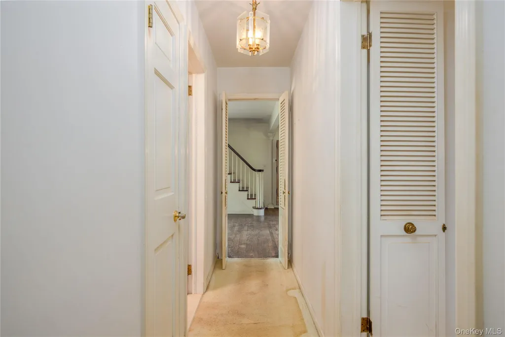 11 Wheeler Place E West Nyack NY 10994