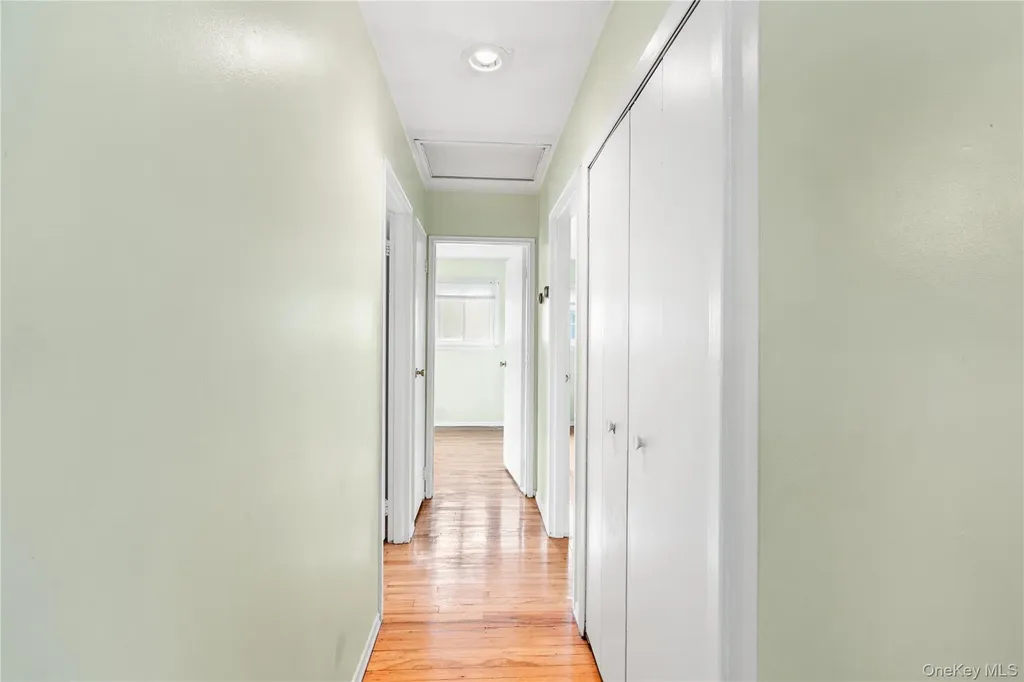 787 Vivian Court Baldwin Harbor NY 11510