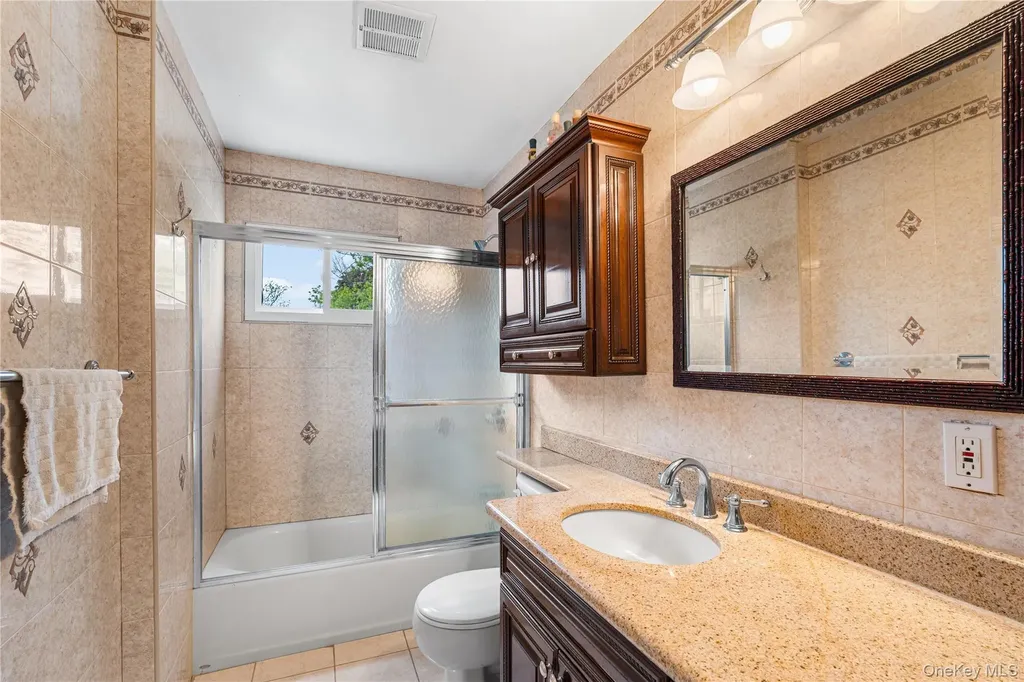 787 Vivian Court Baldwin Harbor NY 11510