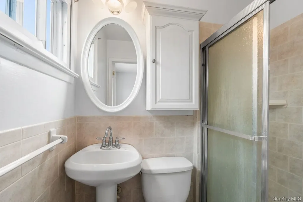 787 Vivian Court Baldwin Harbor NY 11510