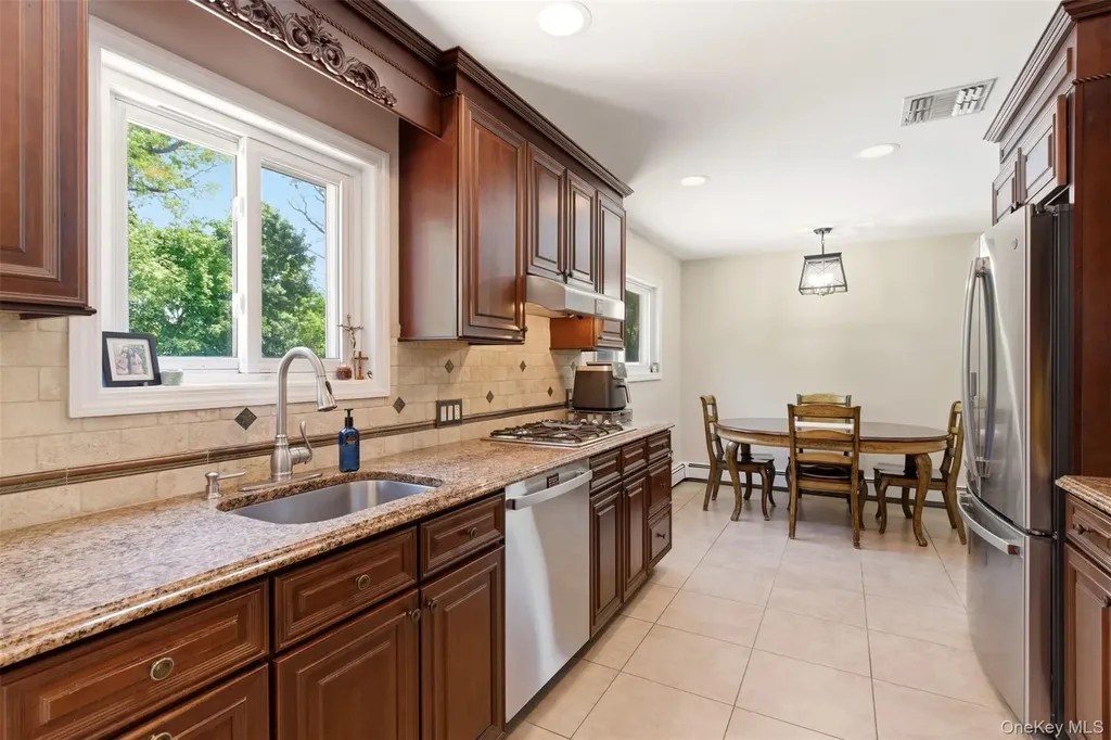 60 Tulipwood Drive Commack NY 11725