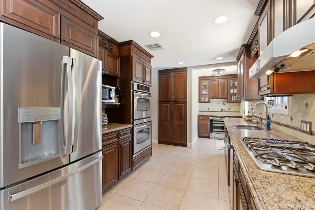 60 Tulipwood Drive Commack NY 11725