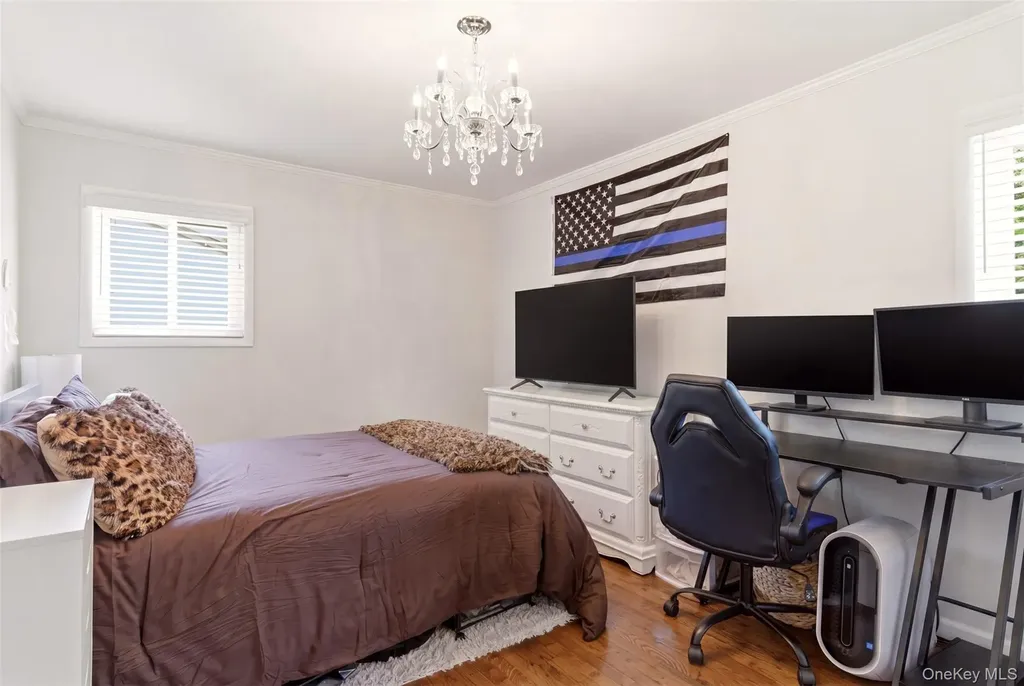 60 Tulipwood Drive Commack NY 11725