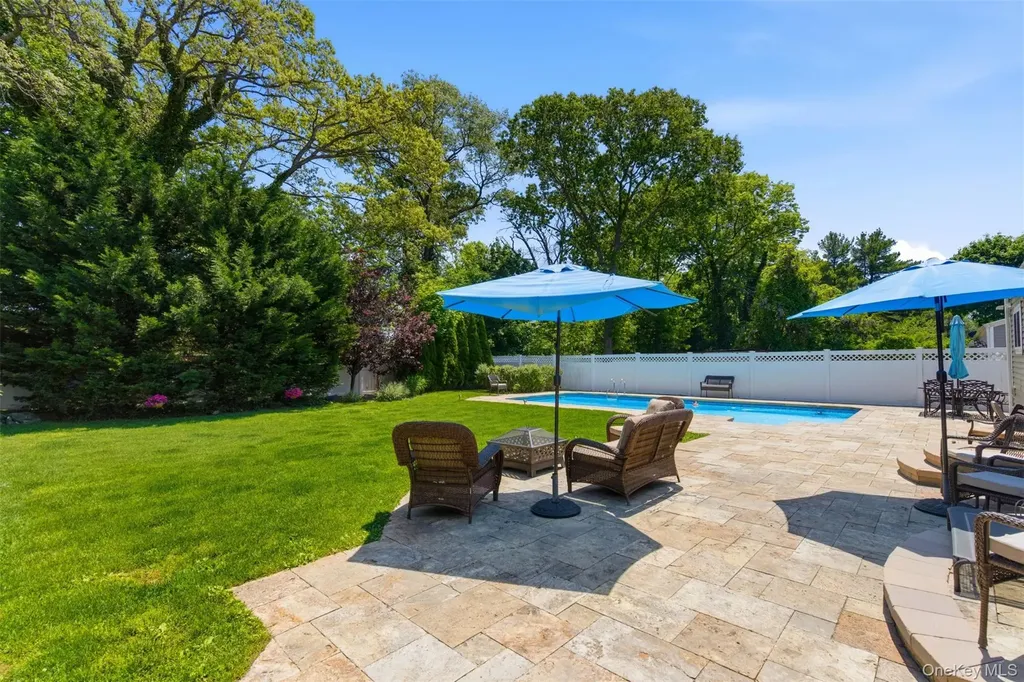 60 Tulipwood Drive Commack NY 11725