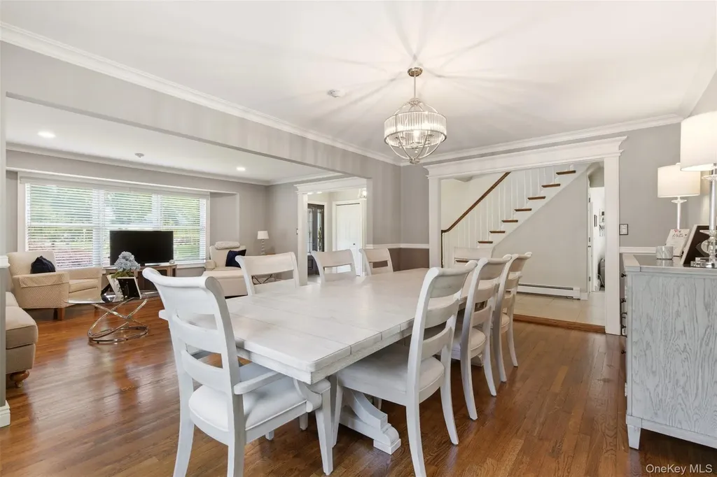 60 Tulipwood Drive Commack NY 11725