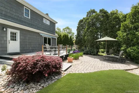 450 Maple Lane Greenport NY 11944