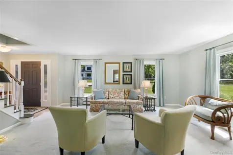 450 Maple Lane Greenport NY 11944