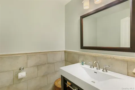 450 Maple Lane Greenport NY 11944