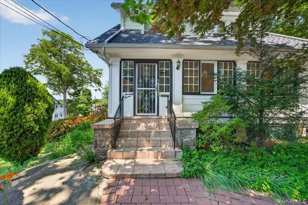 77 Irving Place New Rochelle NY 10801