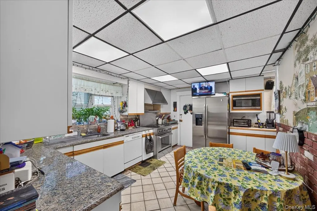 77 Irving Place New Rochelle NY 10801