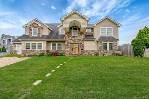 1582 Little Neck Avenue North Bellmore NY 11710