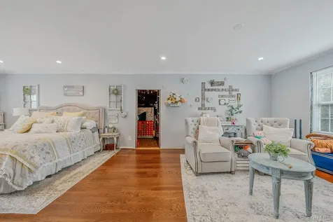 1582 Little Neck Avenue North Bellmore NY 11710