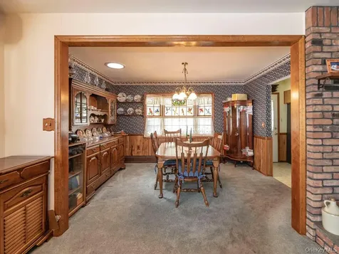 2080 Seamans Neck Road Seaford NY 11783