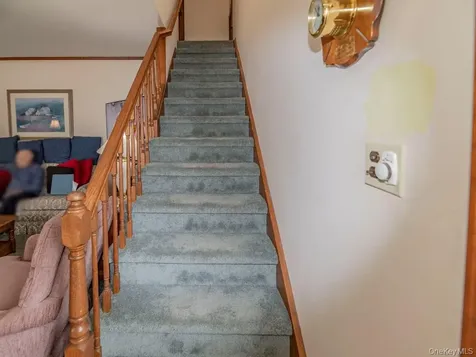 2080 Seamans Neck Road Seaford NY 11783