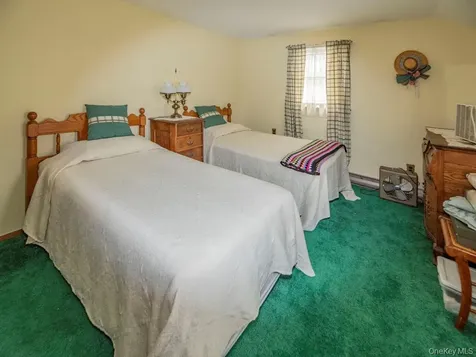 2080 Seamans Neck Road Seaford NY 11783