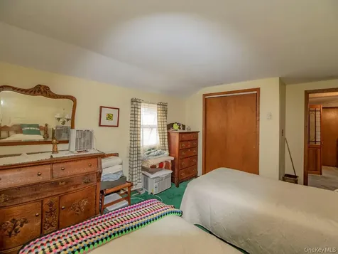 2080 Seamans Neck Road Seaford NY 11783