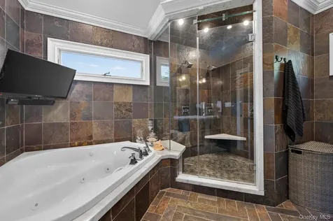 322 Rose Lane Smithtown NY 11787