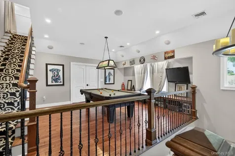 322 Rose Lane Smithtown NY 11787
