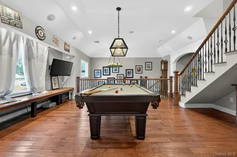 322 Rose Lane Smithtown NY 11787