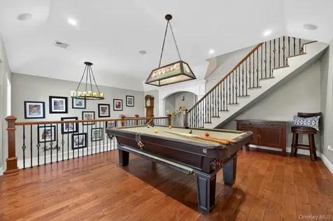 322 Rose Lane Smithtown NY 11787