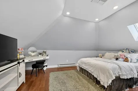 322 Rose Lane Smithtown NY 11787