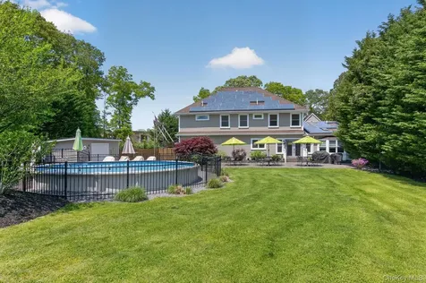 322 Rose Lane Smithtown NY 11787