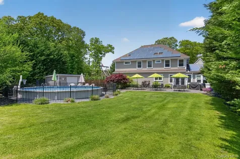 322 Rose Lane Smithtown NY 11787
