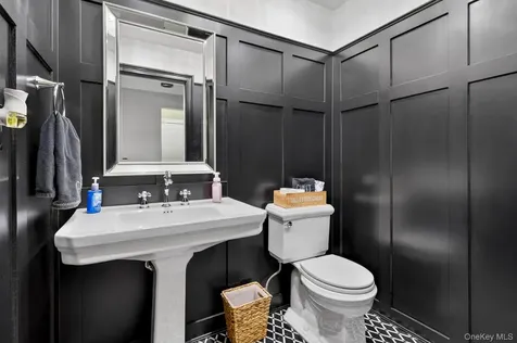 322 Rose Lane Smithtown NY 11787