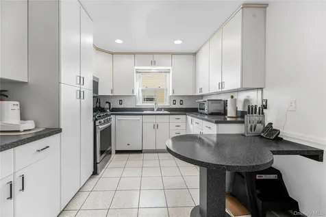 25 Jody Lane Yonkers NY 10701