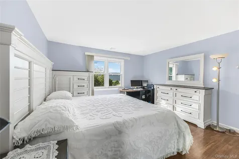 25 Jody Lane Yonkers NY 10701