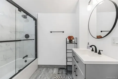 25 Jody Lane Yonkers NY 10701